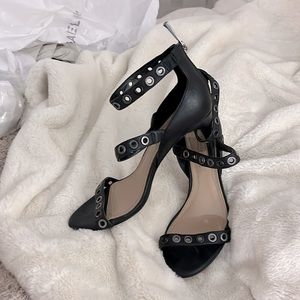 BCBG MAXAZRIA size 8 Parry in black